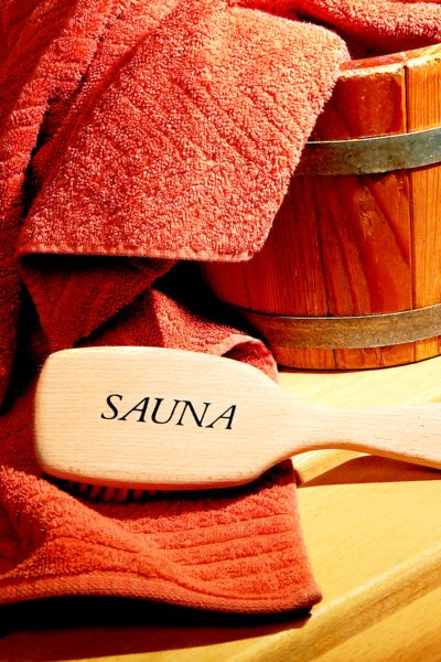 z.B. Tageseintritt Sauna Erw.